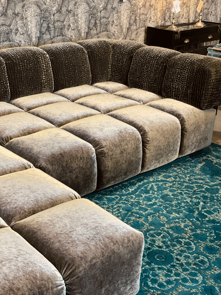 Bretz Sofa Edgy in der Wohnfabrik Pforzheim